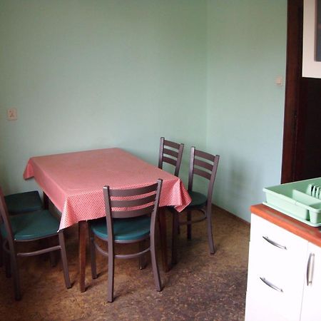 Hostel Drzymaly Poznan Ngoại thất bức ảnh
