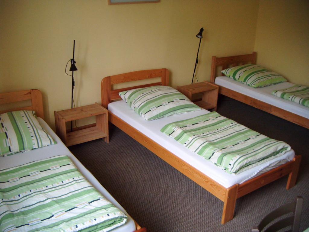 Hostel Drzymaly Poznan Ngoại thất bức ảnh