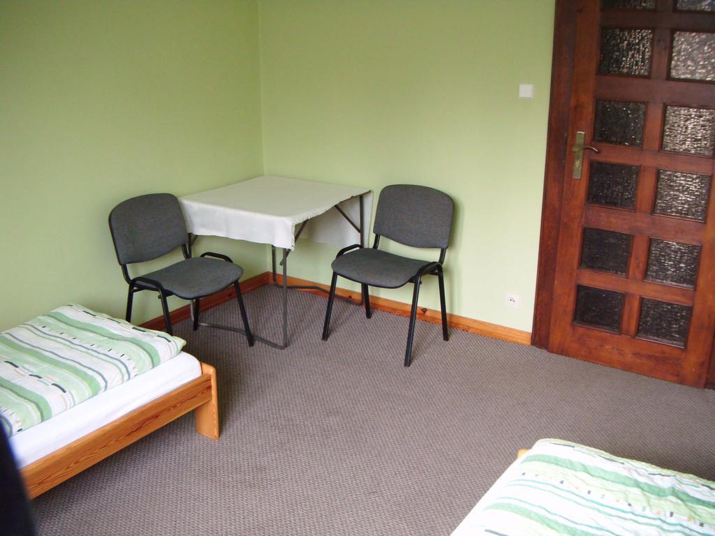 Hostel Drzymaly Poznan Ngoại thất bức ảnh